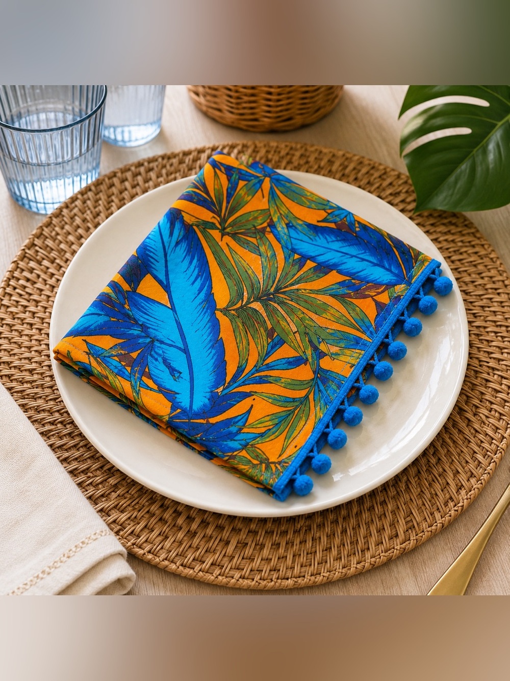 TMD Set of 4 Tropical Cloth Napkins Blue Orange Pom Pom Trim 19x19 NWOT